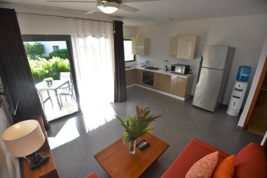 Oasis Apartment C4 Inside Aligio Residence Hotel لاس تاريناس المظهر الخارجي الصورة